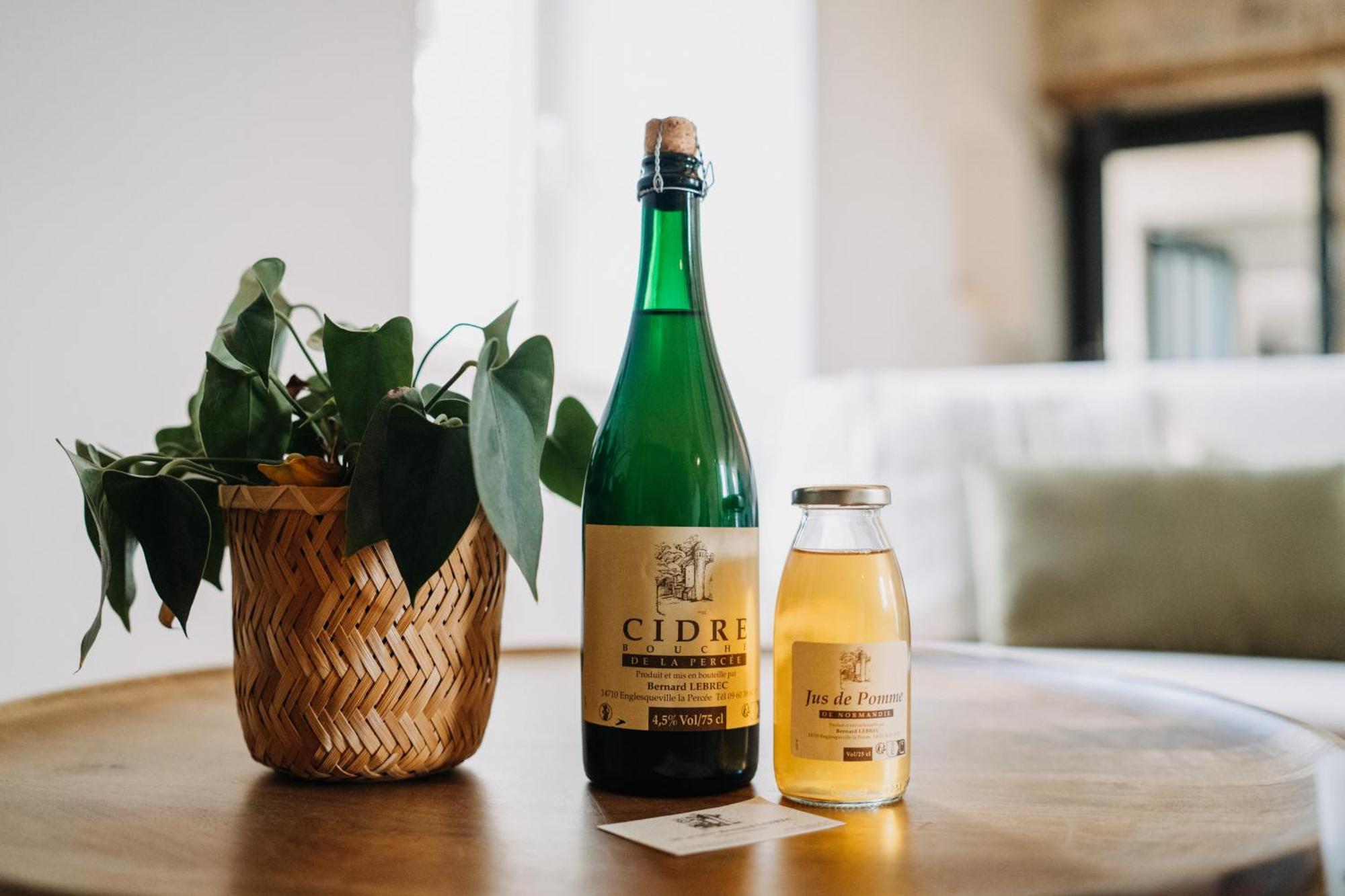 Le Clos D'omaha Apartment *
